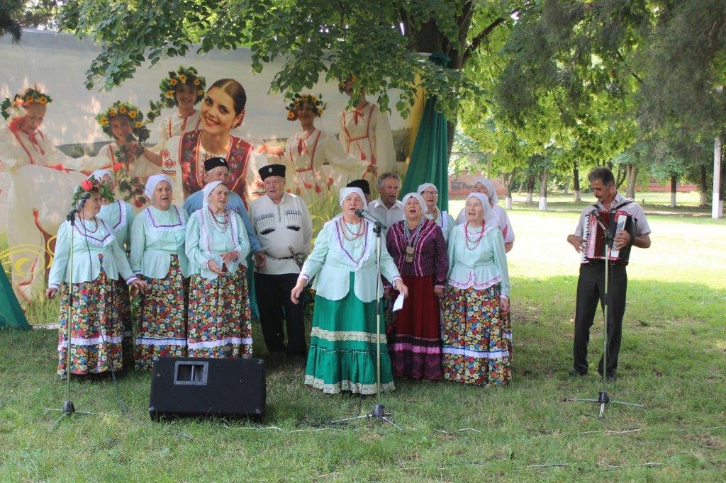 Праздник Троицы отметили в Тбилисском районе